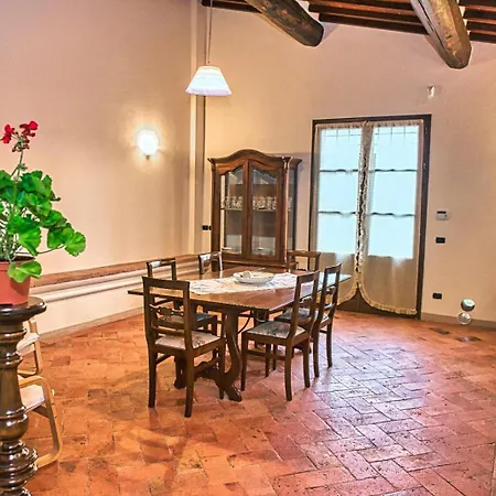 Niccoli's In Tuscany